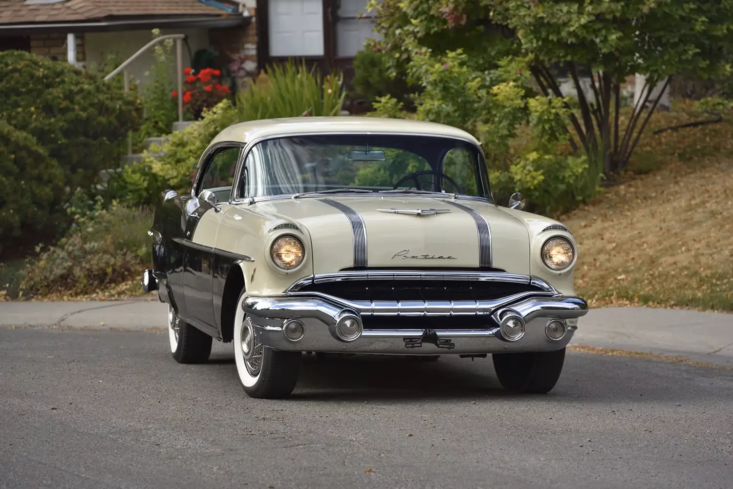 1956 Pontiac Chieftain Hardtop