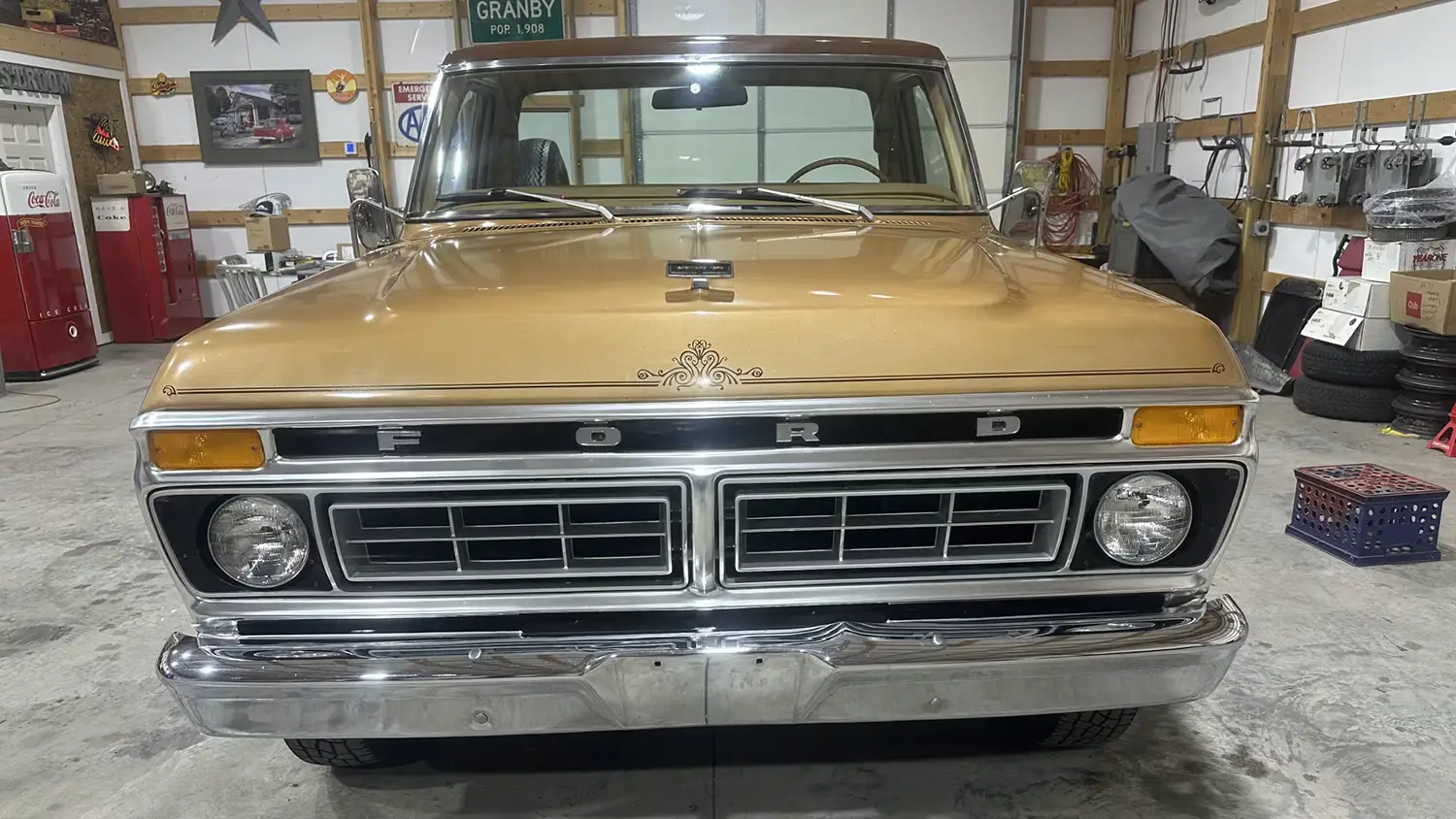 1976 Ford F-250 Ranger XLT Pickup