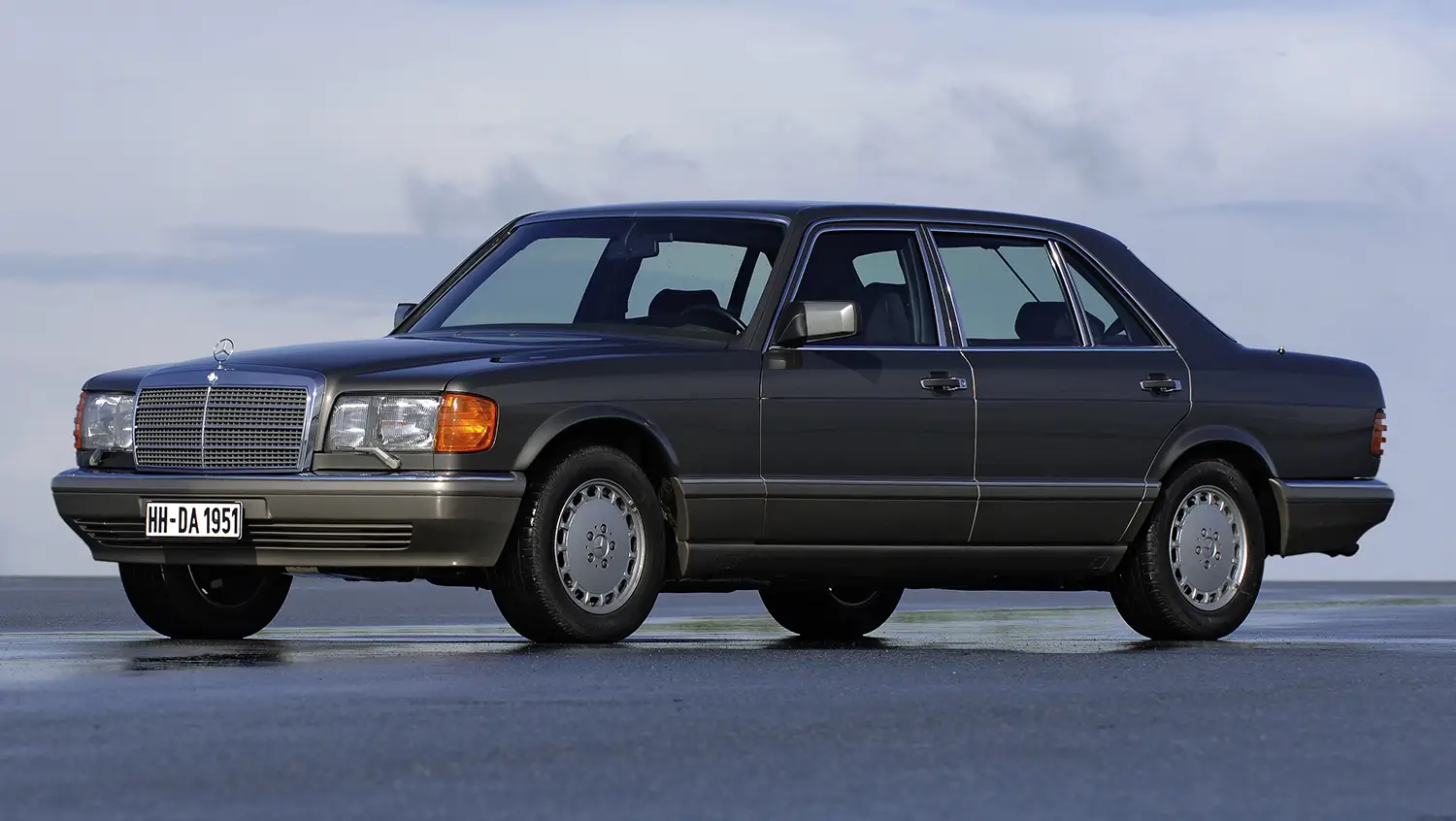 1991 Mercedes-Benz 560 SEL