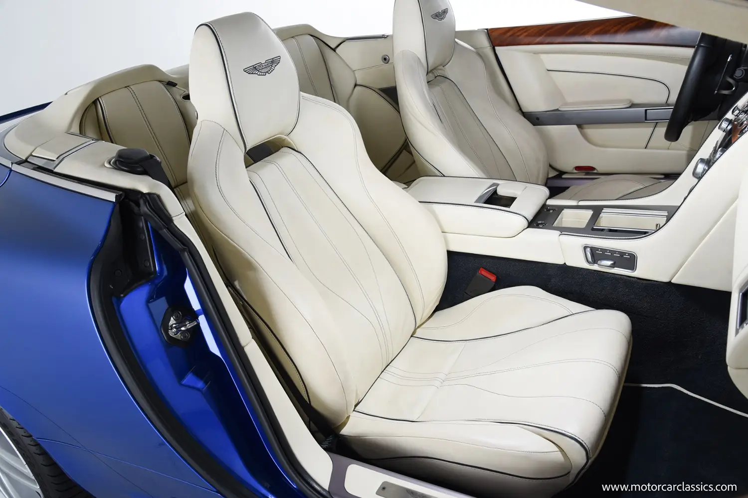 2014 Aston Martin DB9 Volante 2014 Aston Martin DB9 Volante