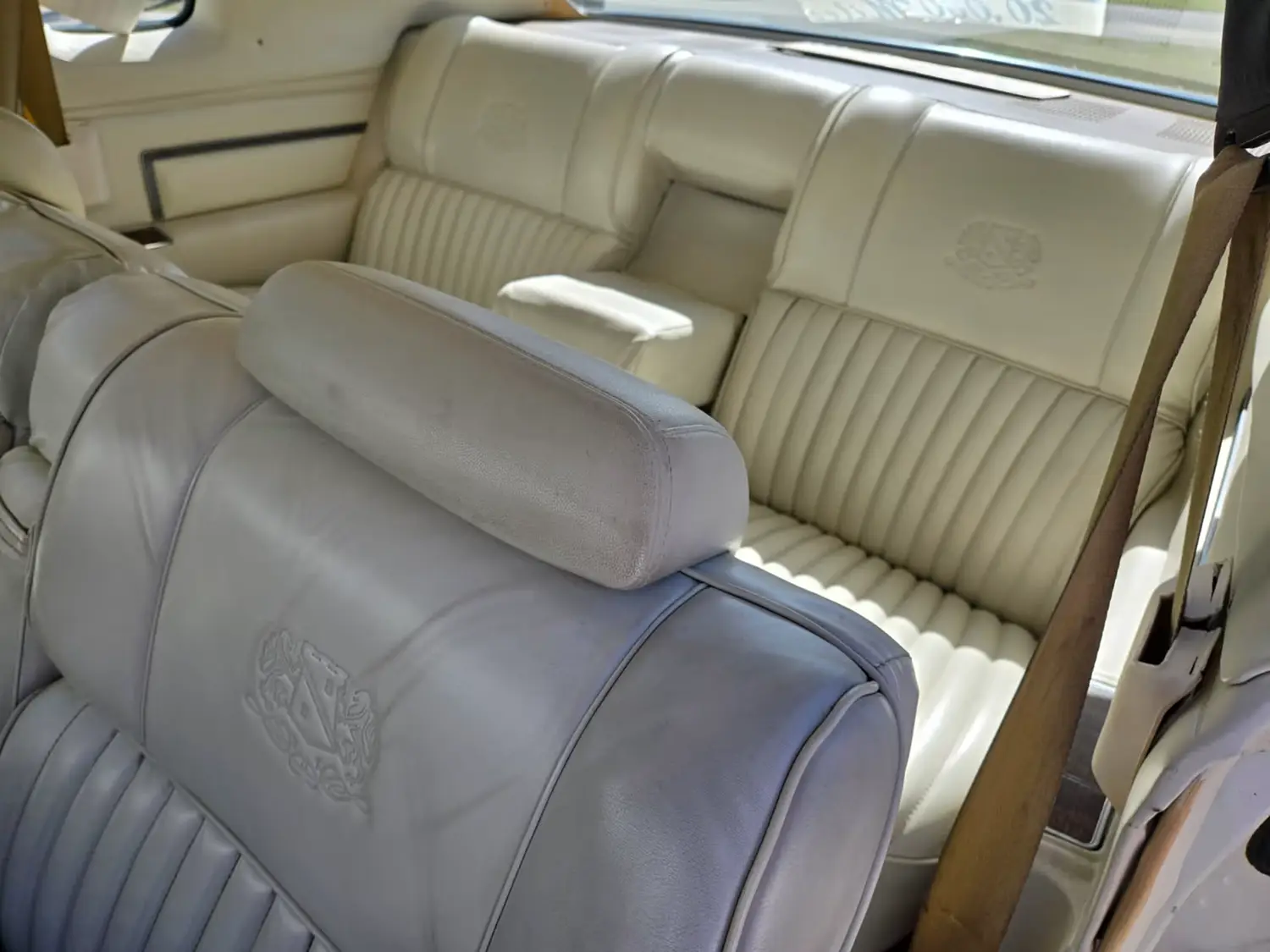 1974 Chrysler New Yorker Brougham