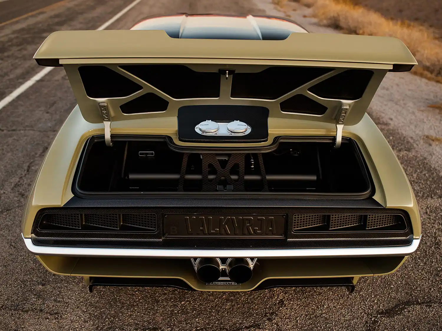 Ringbrothers VALKYRJA Camaro