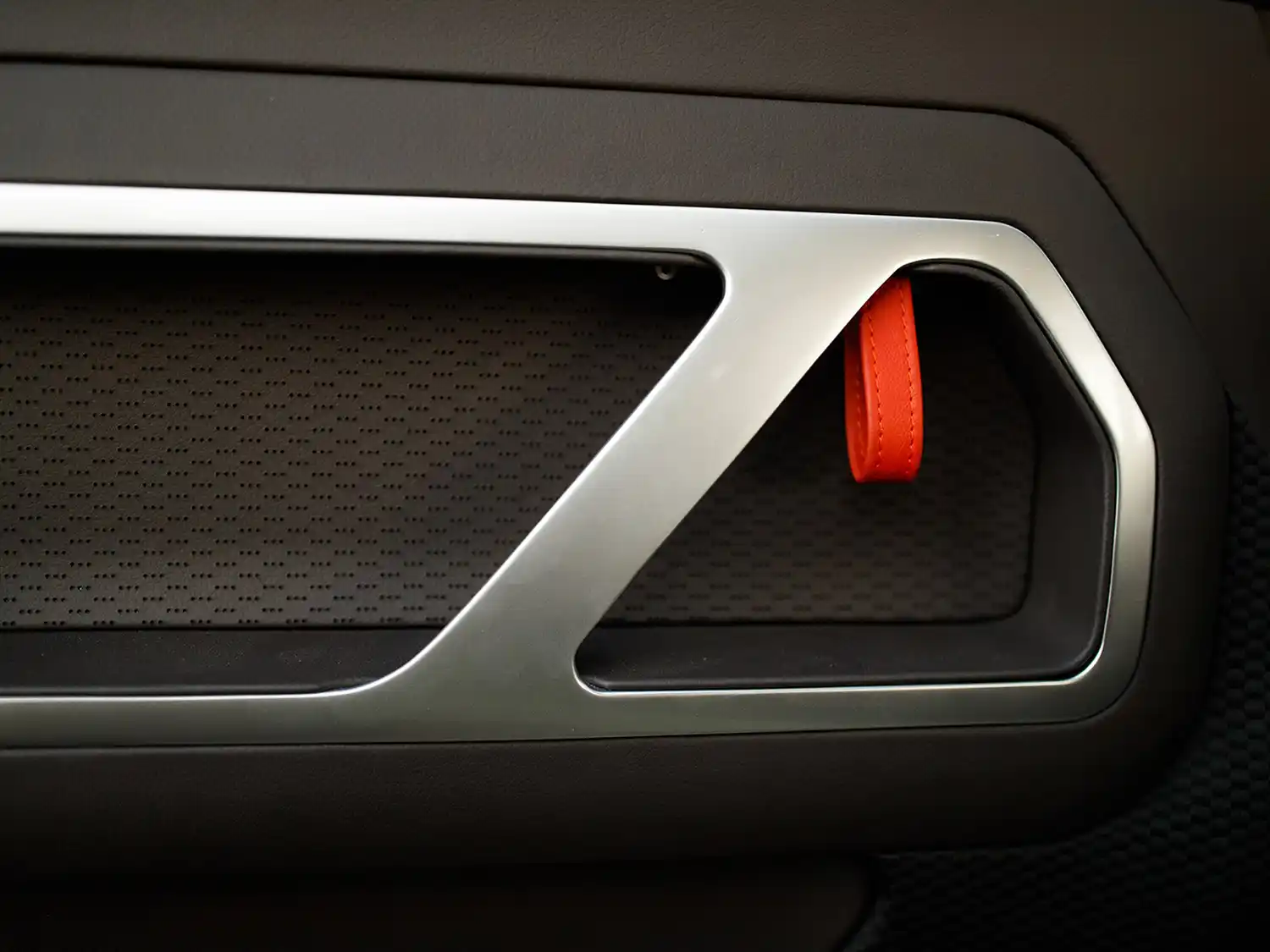 Ringbrothers VALKYRJA Camaro