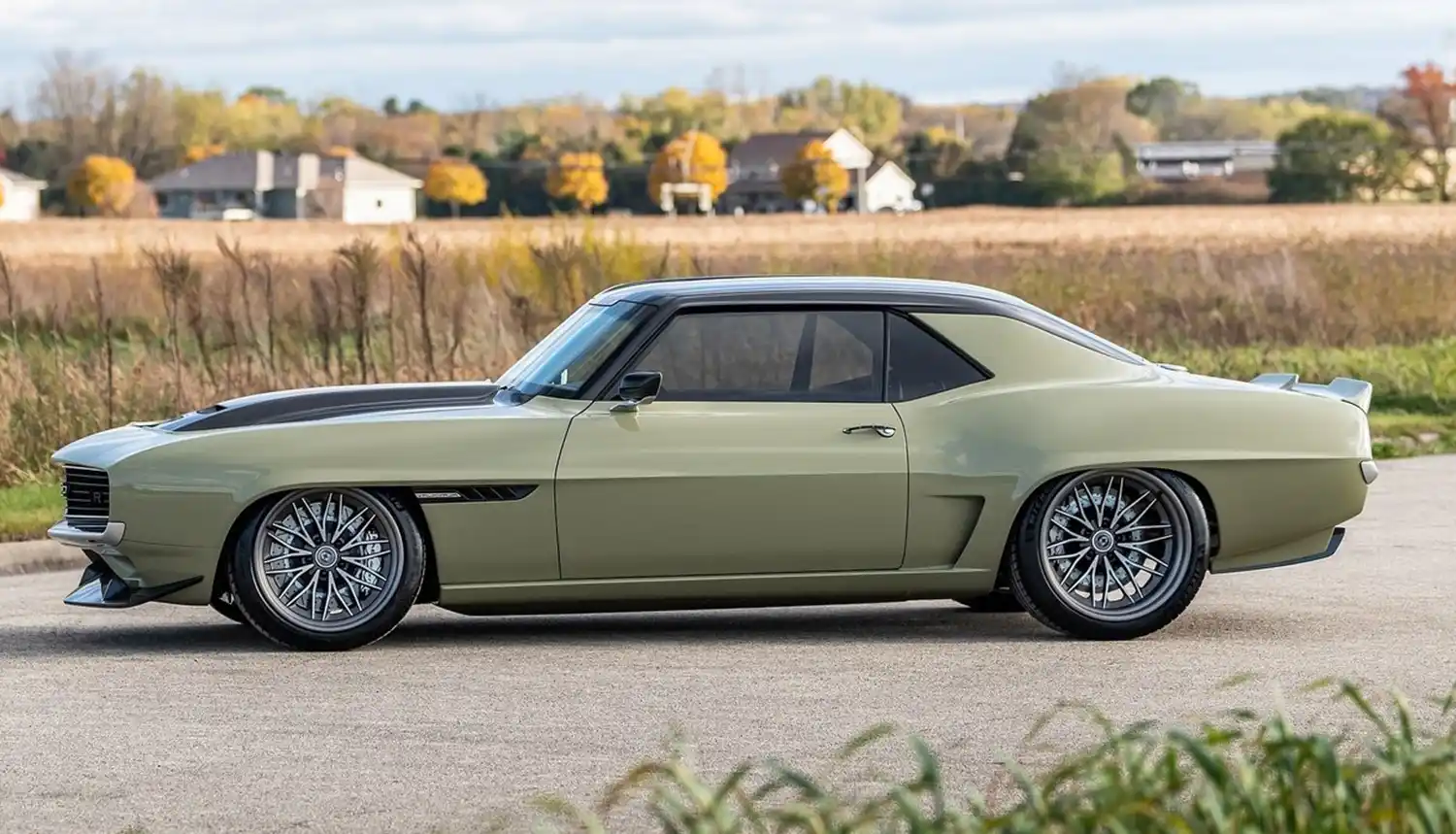 Ringbrothers VALKYRJA Camaro