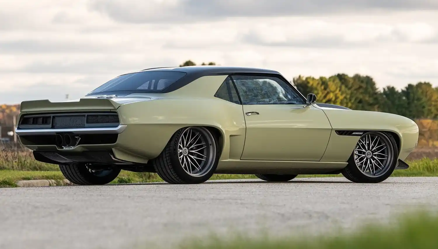 Ringbrothers VALKYRJA Camaro