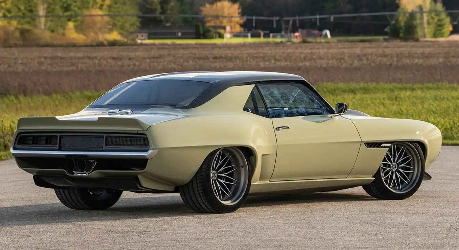 Ringbrothers VALKYRJA Camaro