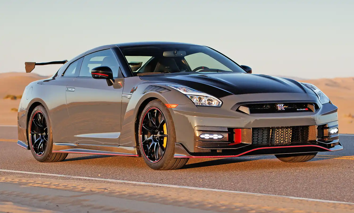 2025 Nissan GT-R NISMO