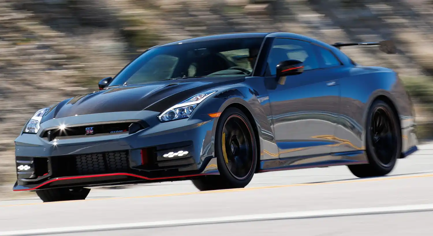 2025 Nissan GT-R NISMO