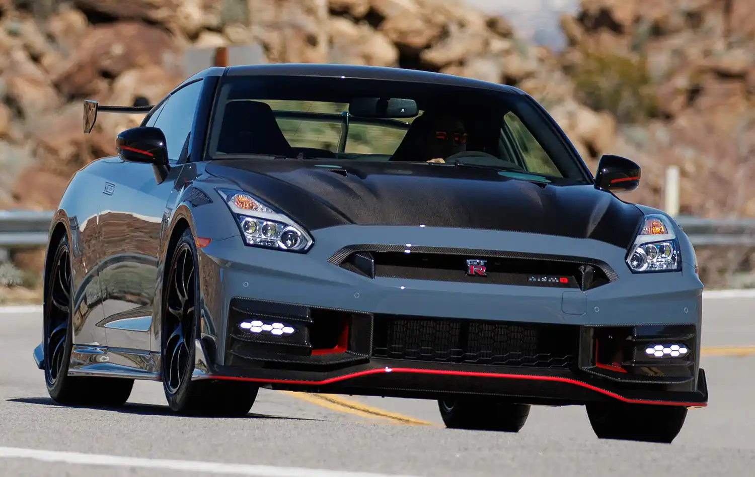 2025 Nissan GT-R NISMO