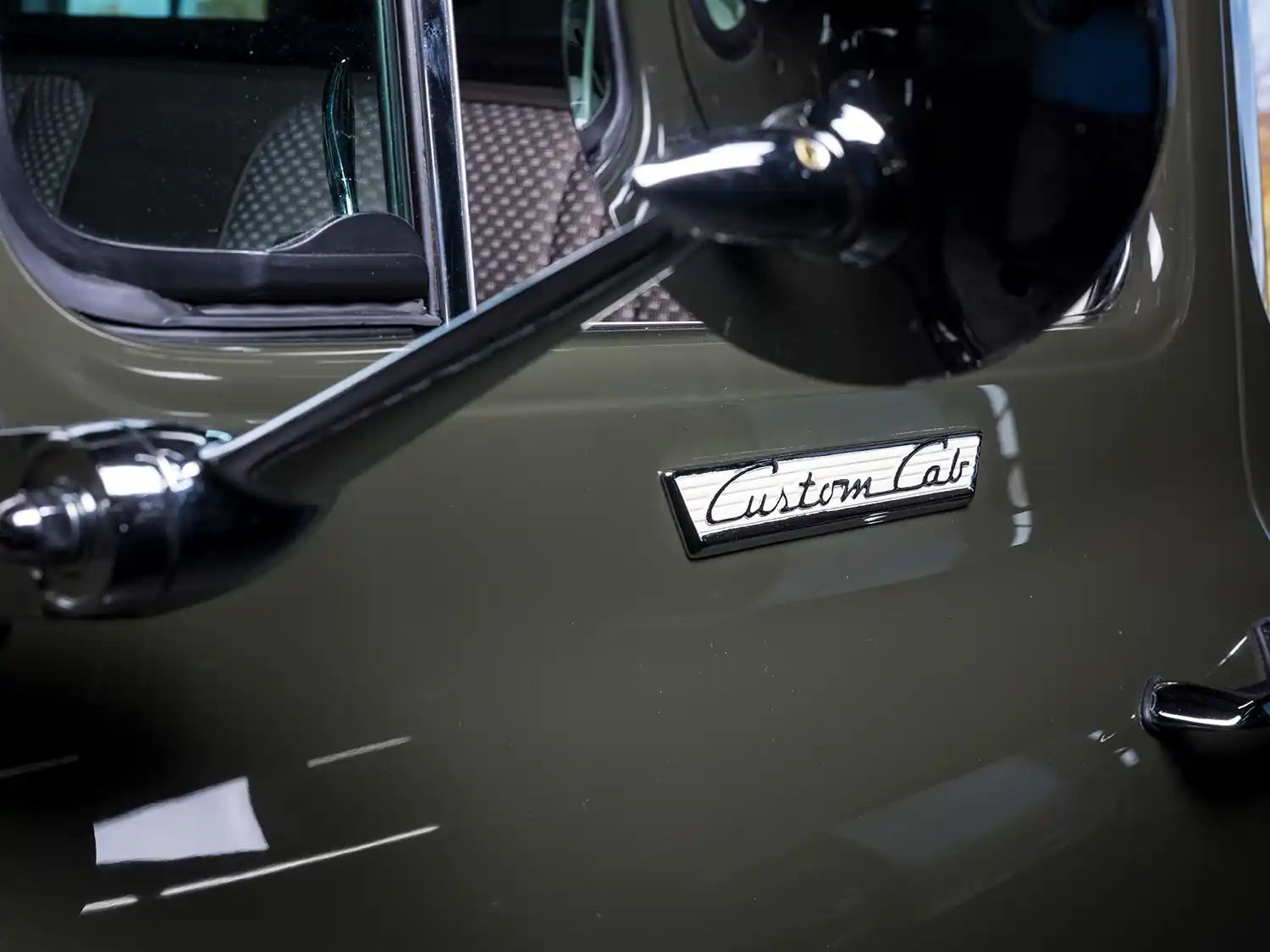 Ringbrothers Ford F100 Custom Truck