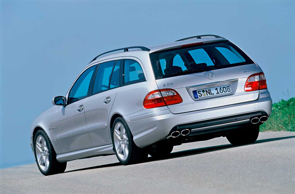 Mercedes-Benz E55 W210 model history