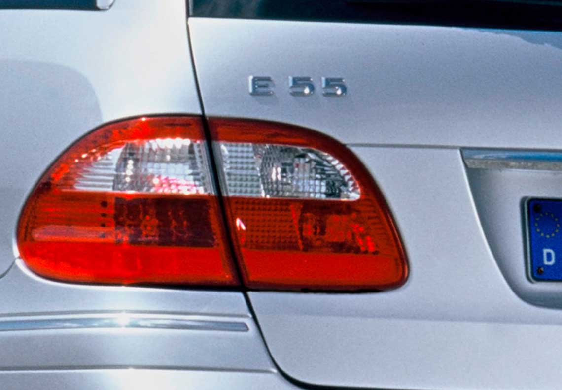 Mercedes-Benz E55 W210 model history