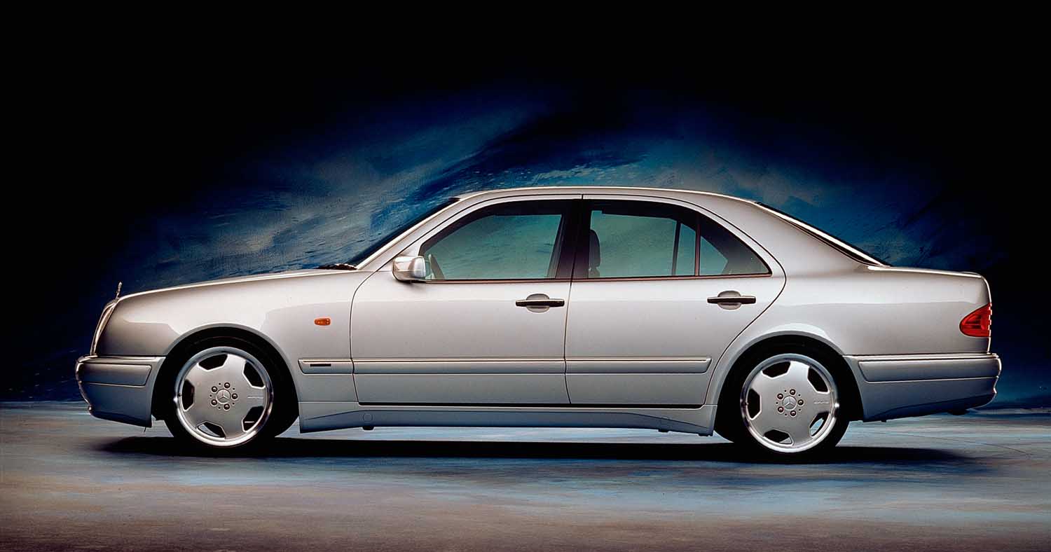 Mercedes-Benz E55 W210 model history