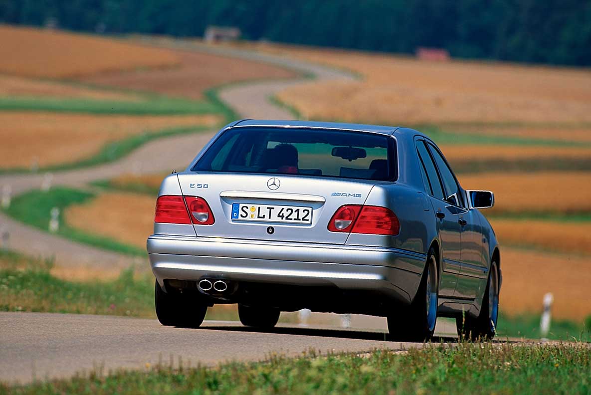 Mercedes-Benz E55 W210 model history