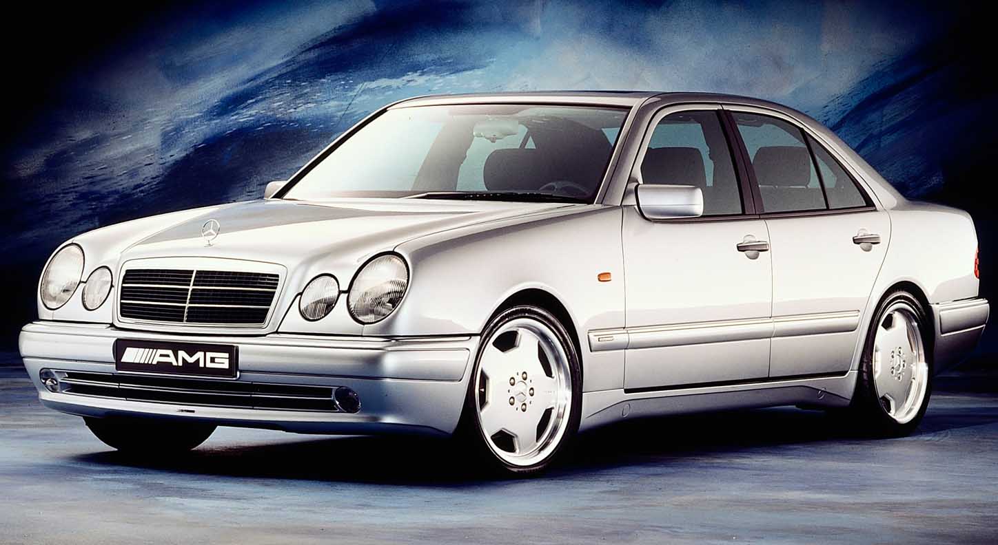 Mercedes-Benz E55 W210 model history