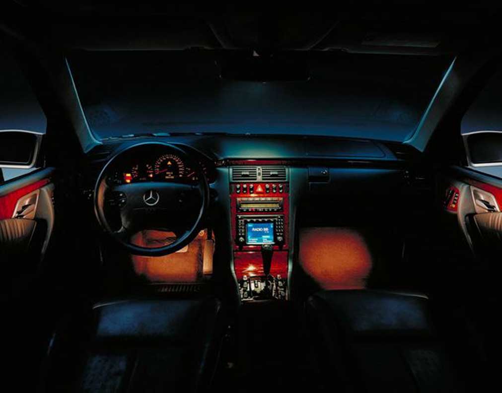 Mercedes-Benz E55 W210 model history