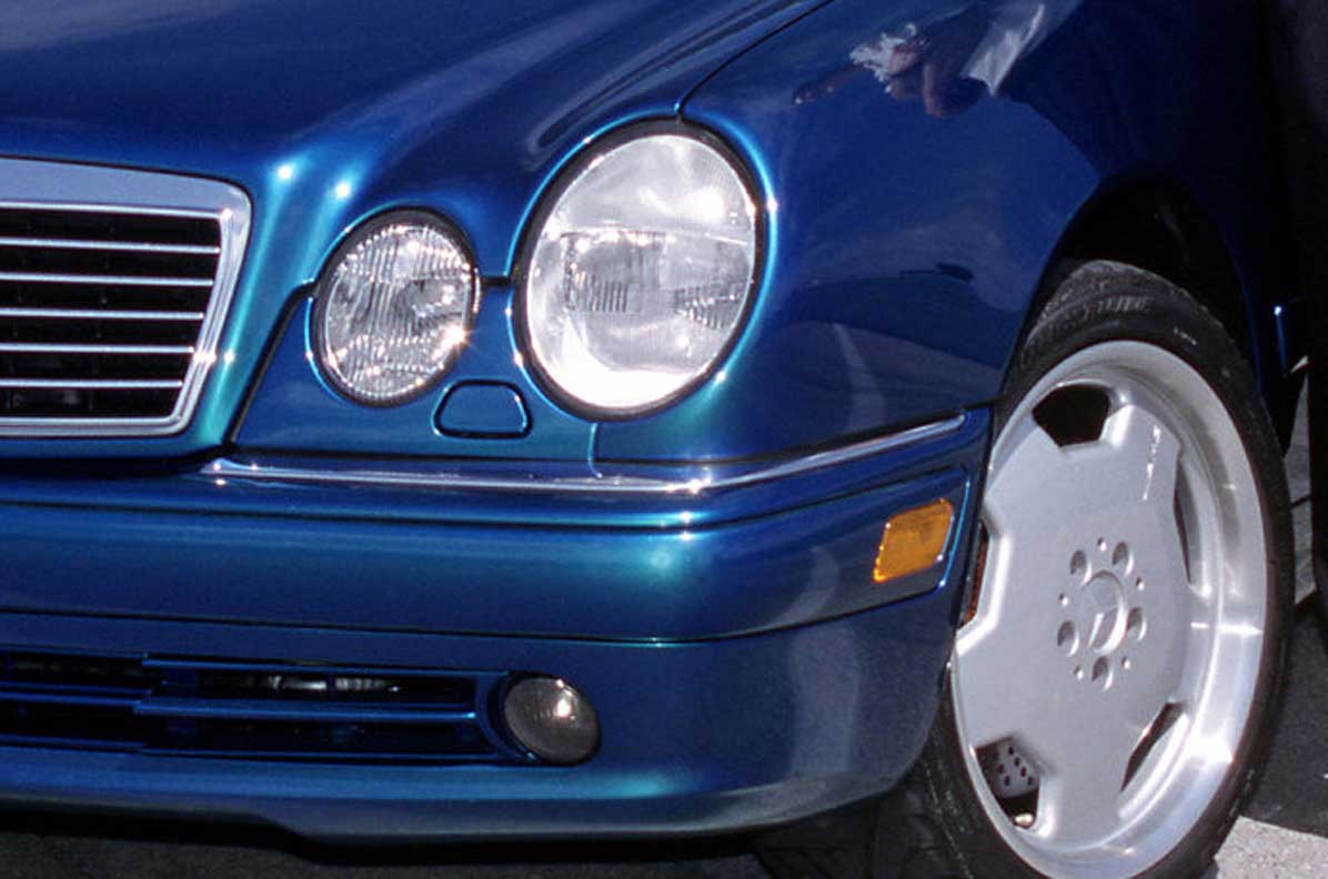 Mercedes-Benz E55 W210 model history