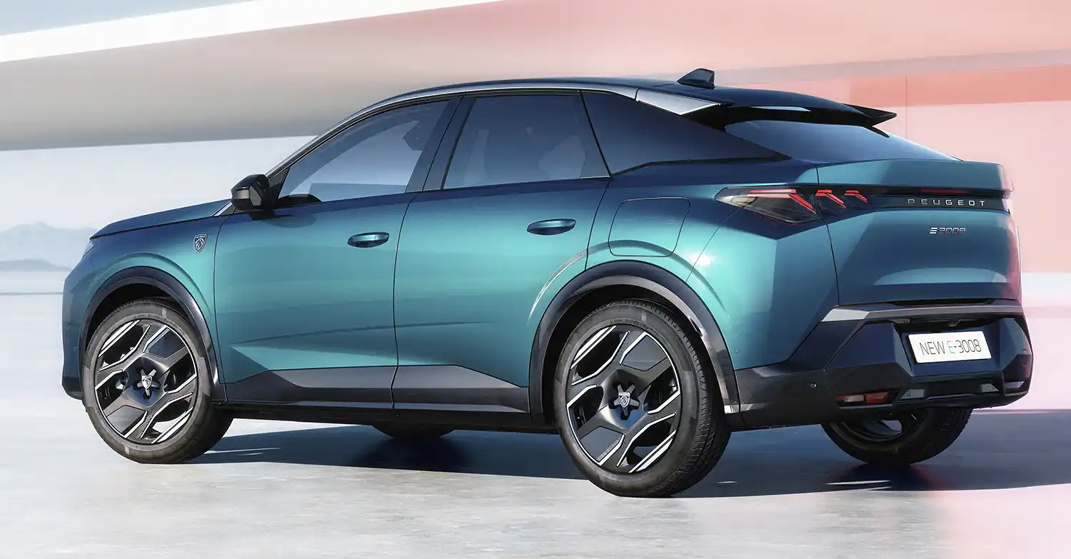 Peugeot E-3008 (2025)