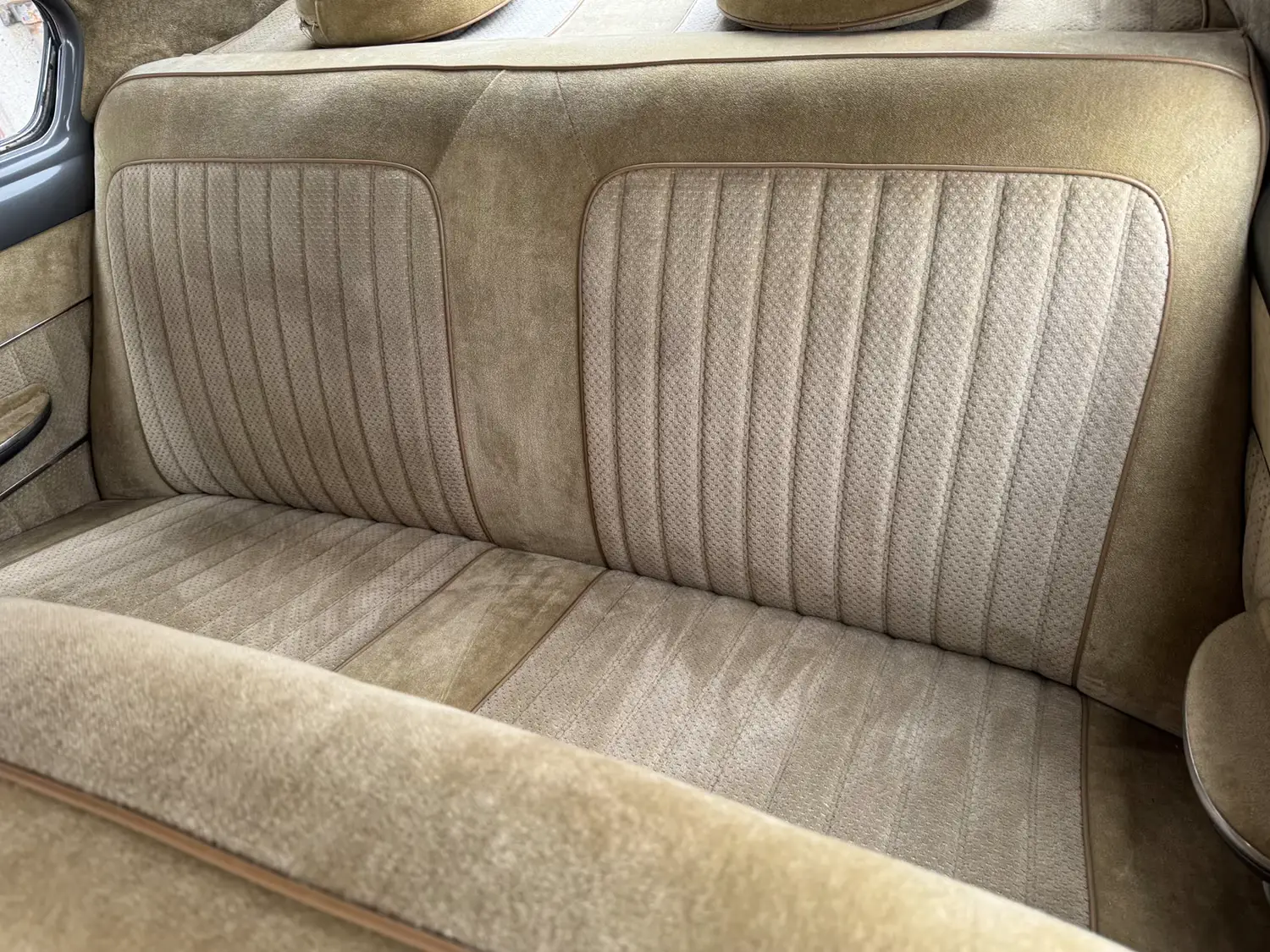 1949 Oldsmobile Futuramic Series 76