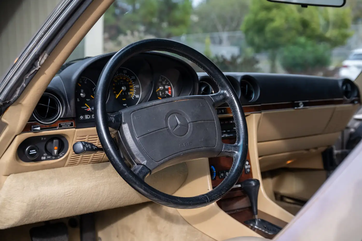 1988 Mercedes-Benz 560SL 1988 Mercedes-Benz 560SL