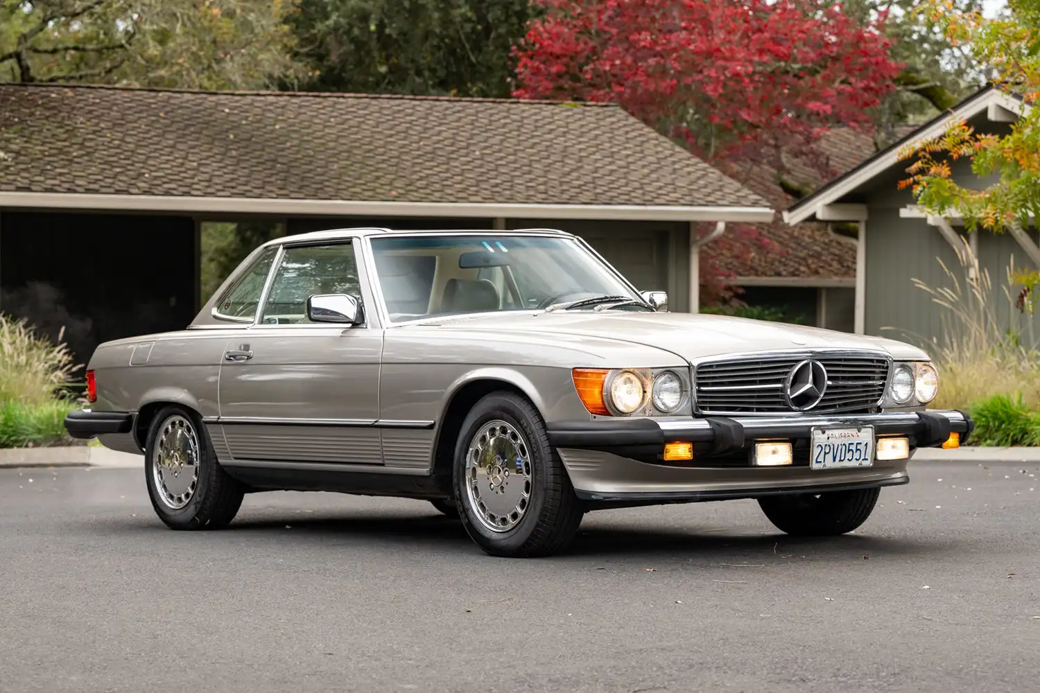 1988 Mercedes-Benz 560SL 1988 Mercedes-Benz 560SL