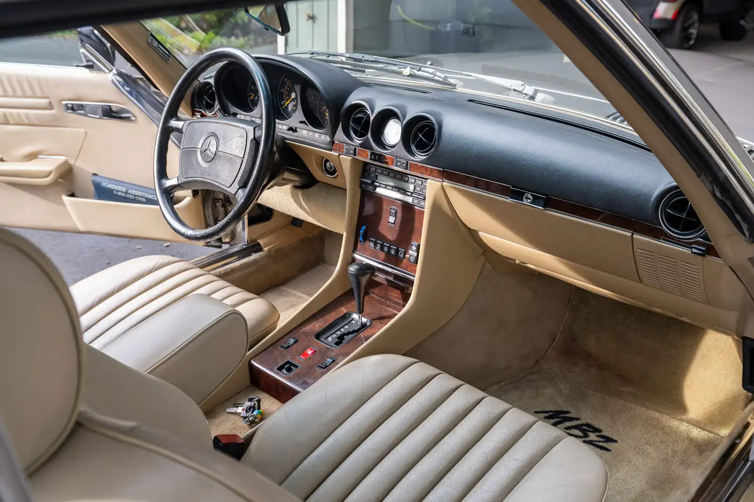 1988 Mercedes-Benz 560SL 1988 Mercedes-Benz 560SL