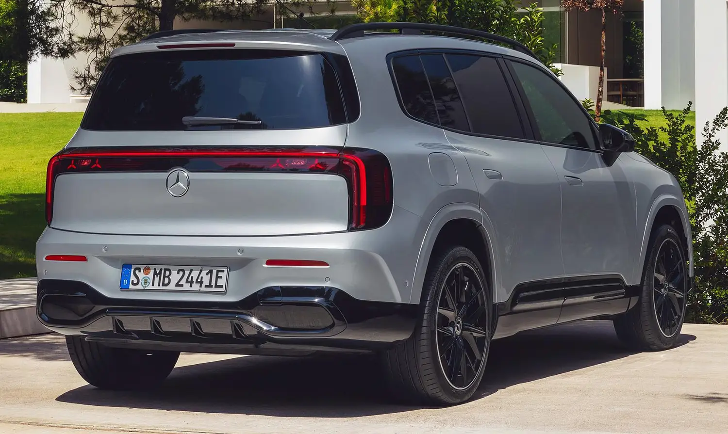 2027 Mercedes-Benz GLB