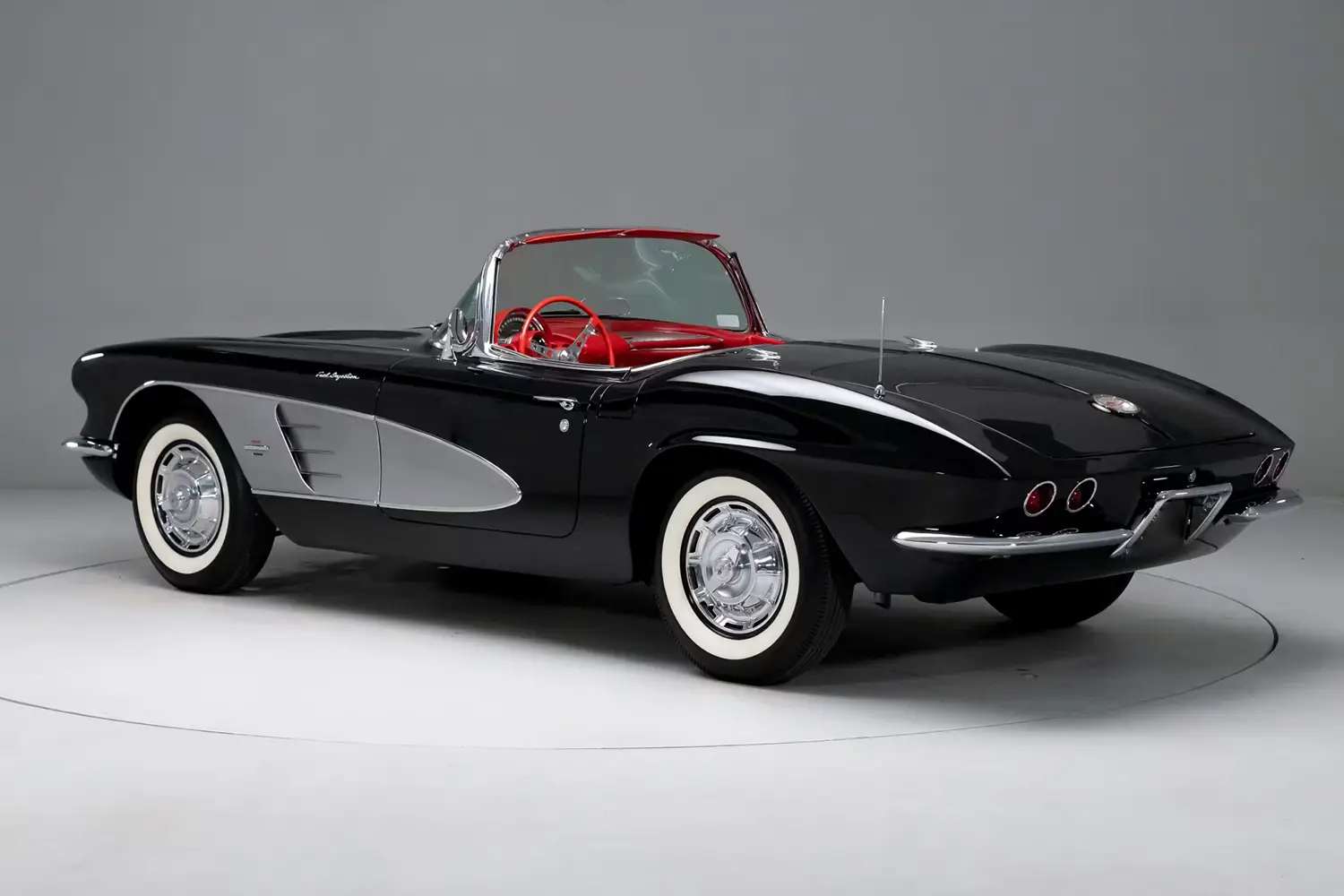 Fuel-Injected 1961 Corvette Convertible Fuel-Injected 1961 Corvette Convertible