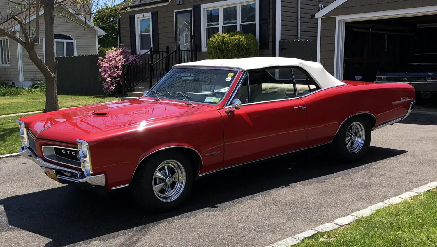 454-Powered 1966 Pontiac GTO Convertible 454-Powered 1966 Pontiac GTO Convertible