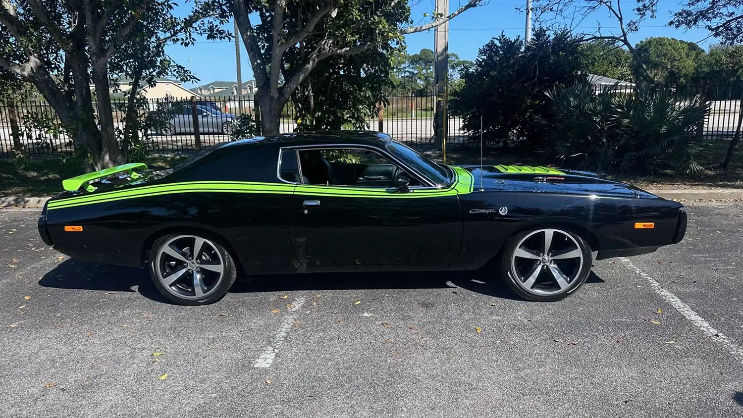 1972 Dodge Charger SE Custom