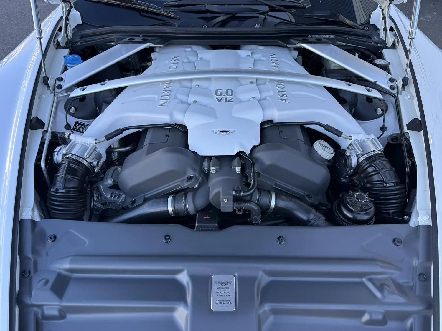 2010 Aston Martin DBS Volante