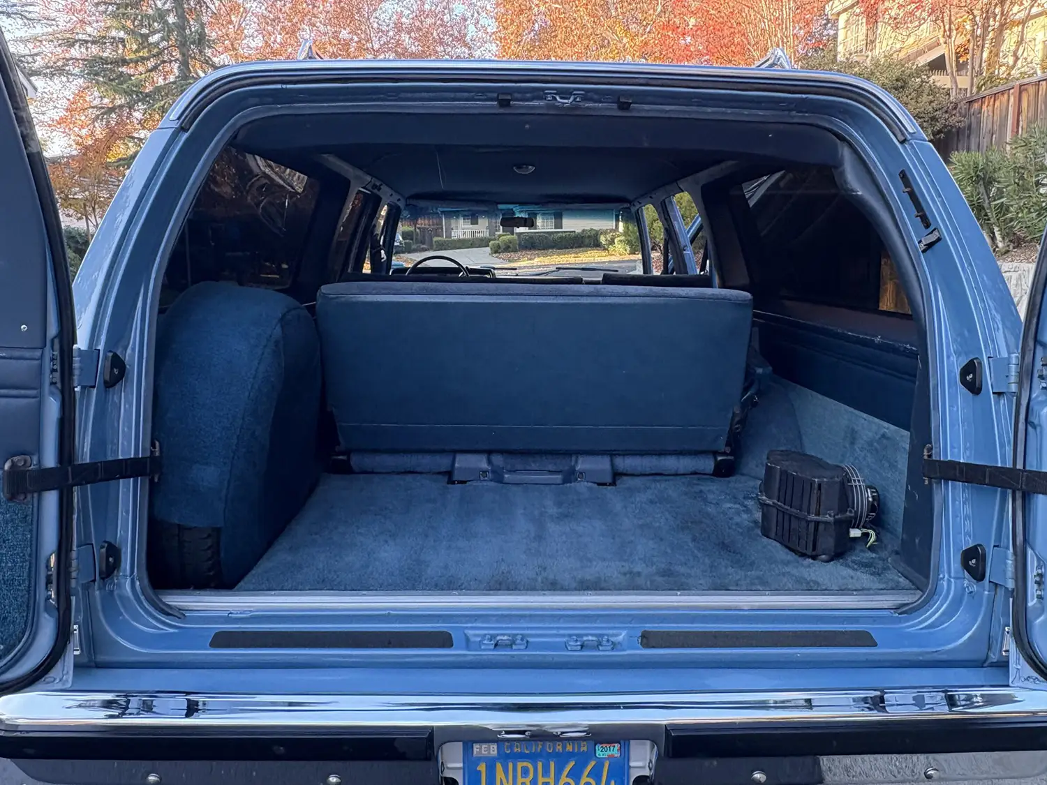 1986 GMC Suburban C2500 Sierra Classic