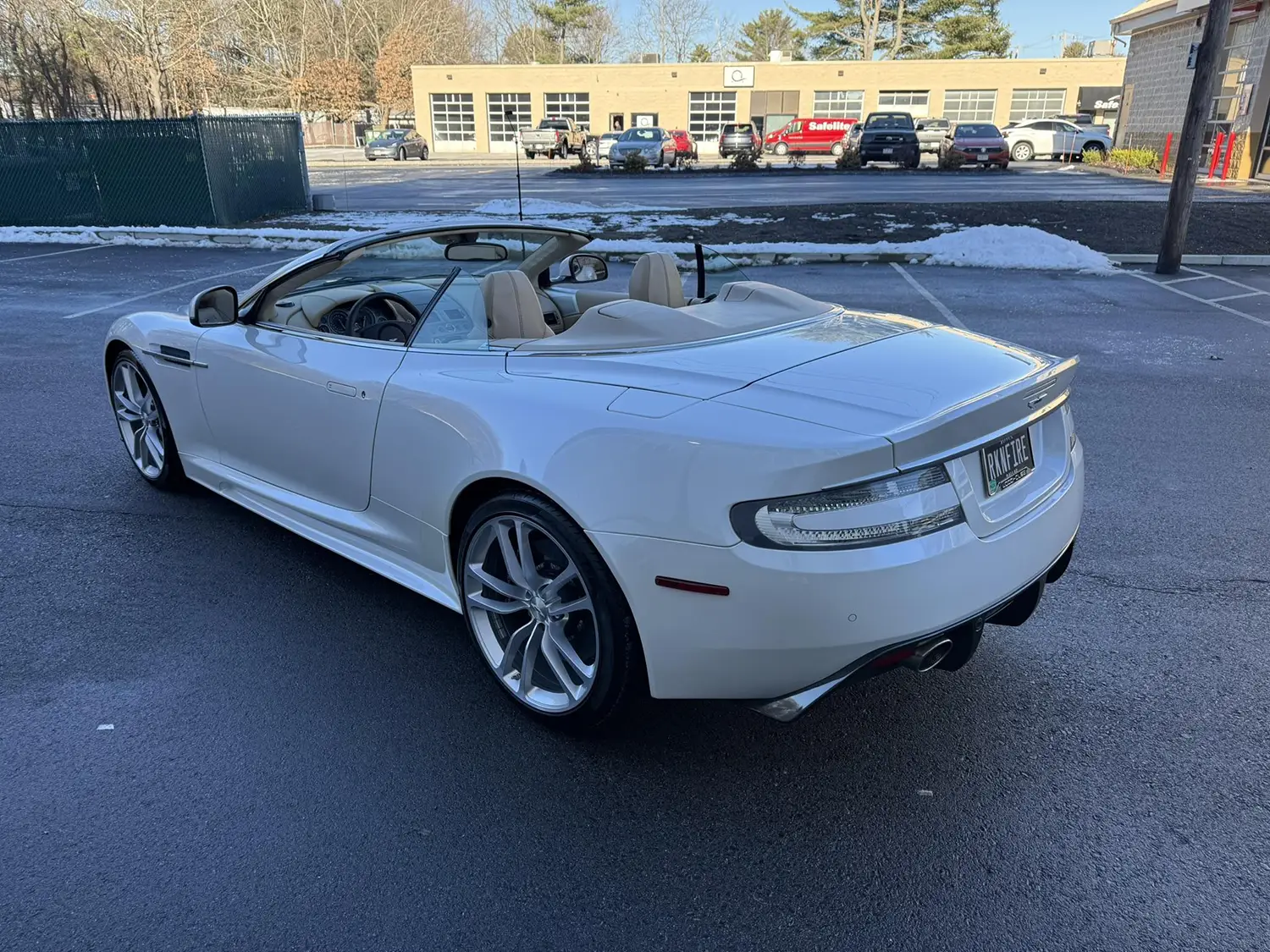 2010 Aston Martin DBS Volante