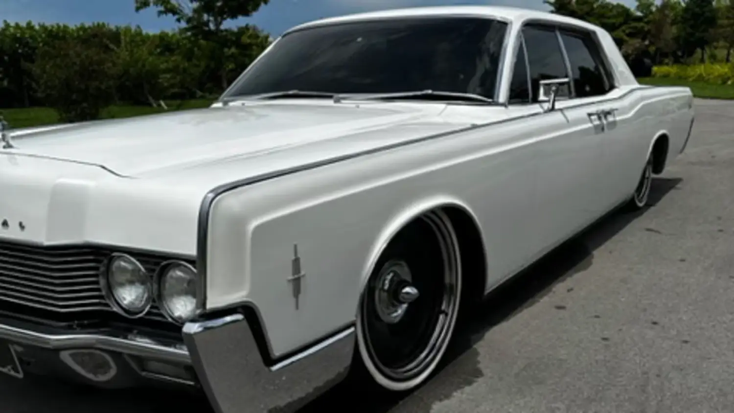 1966 Lincoln Continental Sedan 1966 Lincoln Continental Sedan