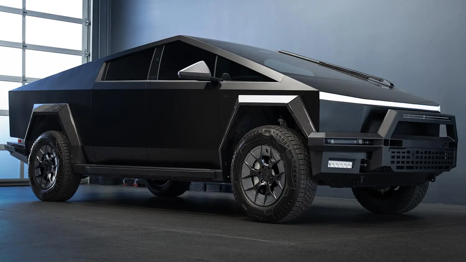 UP-RW Cyber Road Warrior