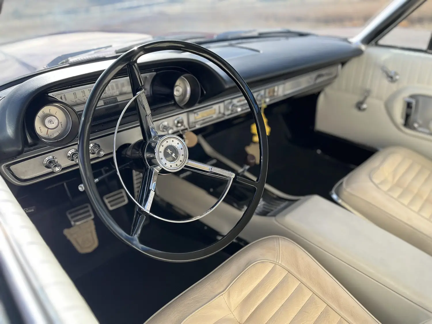 R-Code 427 1964 Ford Galaxie 500XL R-Code 427 1964 Ford Galaxie 500XL