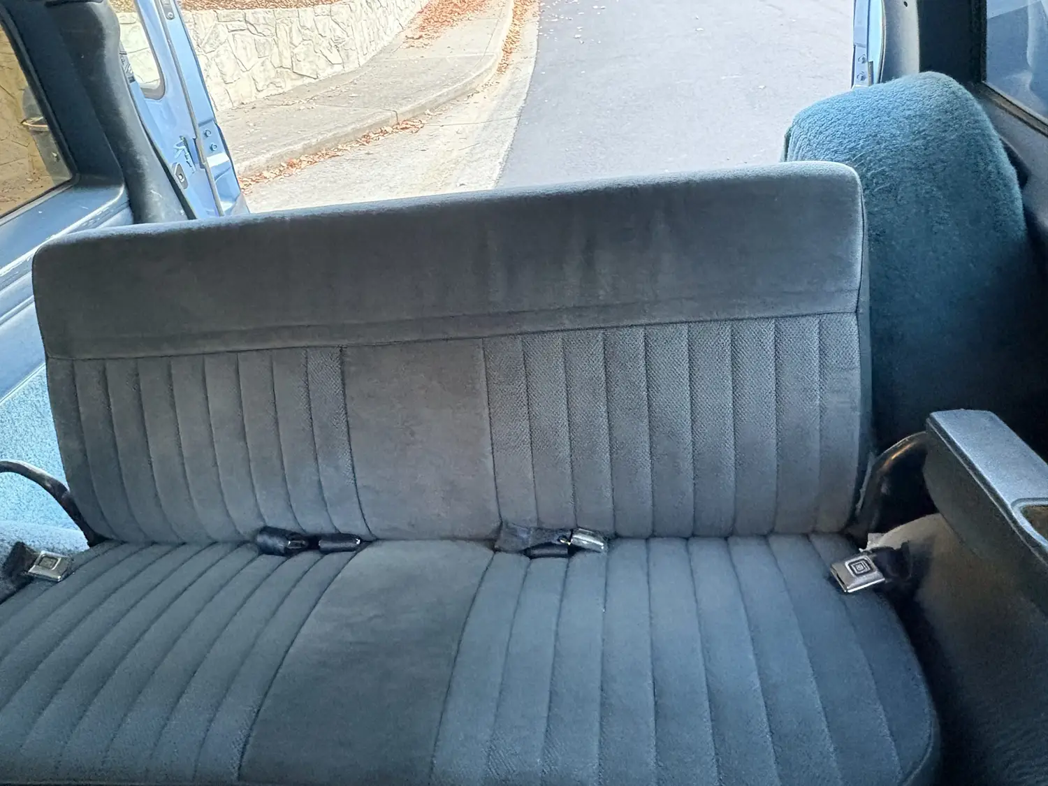 1986 GMC Suburban C2500 Sierra Classic