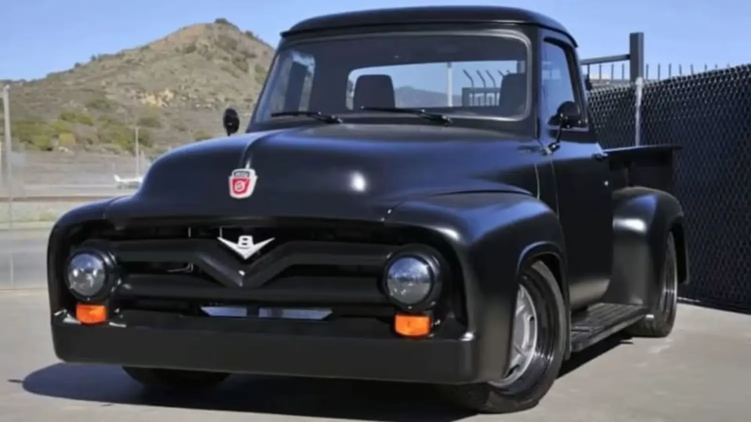 1955 Ford F-100 Pickup