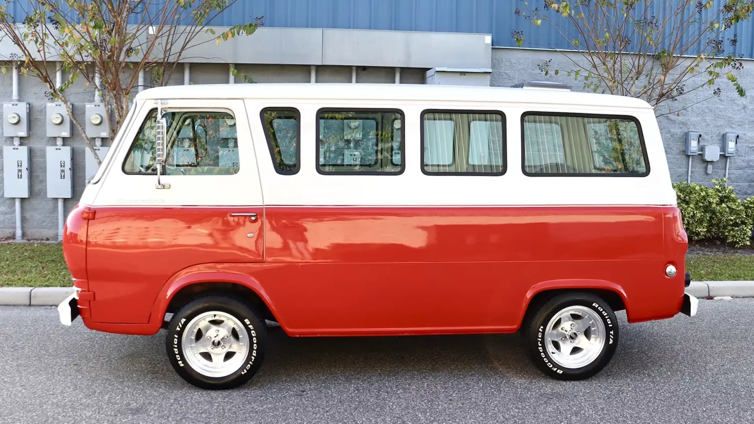 1967 Ford Econoline Van