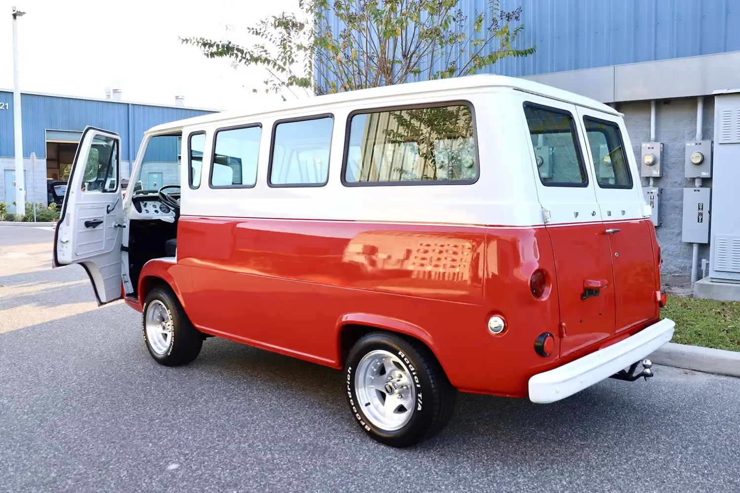 1967 Ford Econoline Van