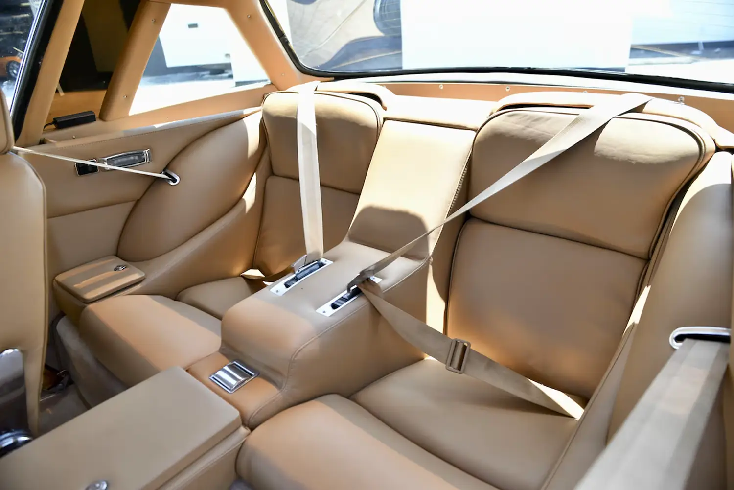 1976 Jensen Interceptor III Coupe 1976 Jensen Interceptor III Coupe