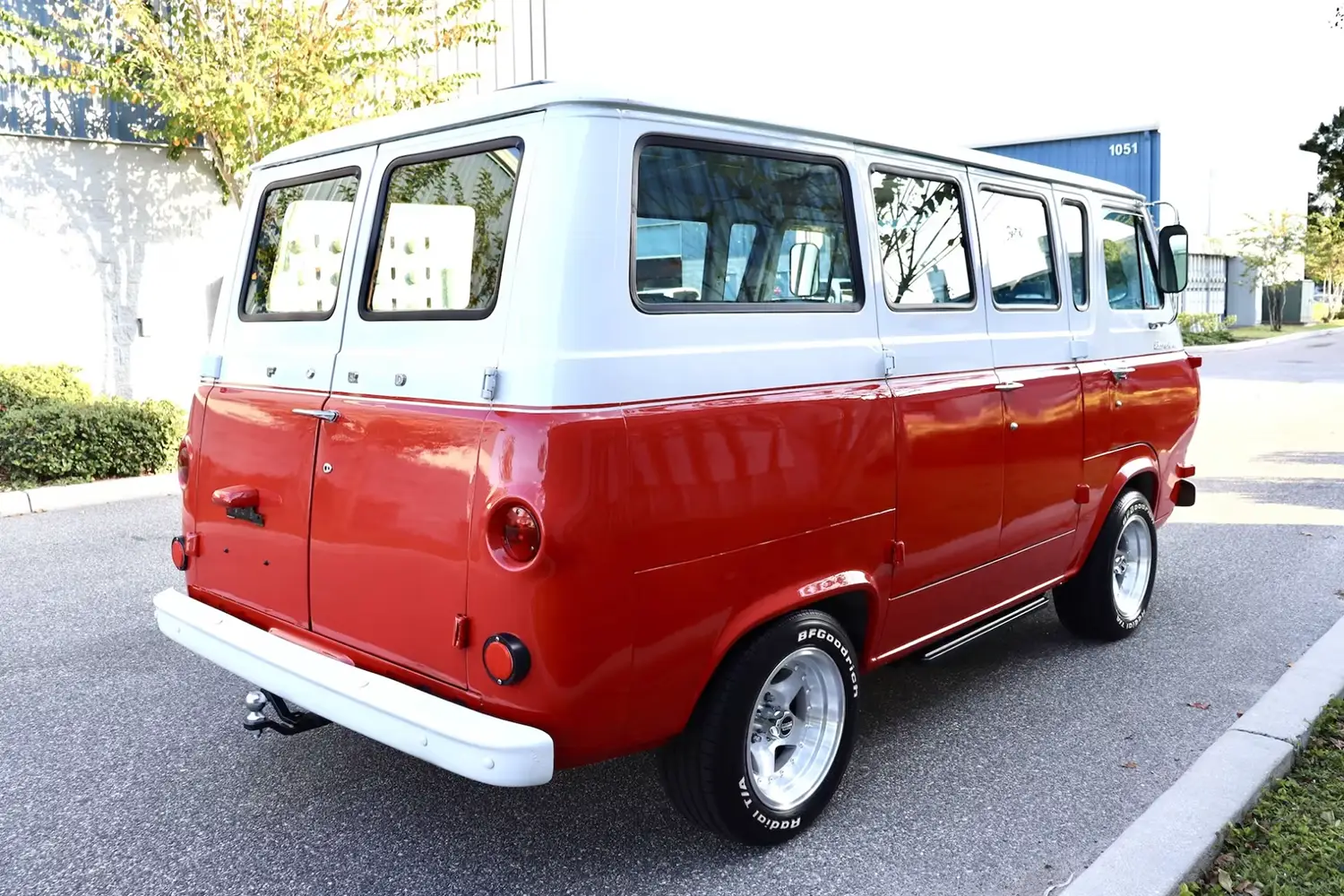 1967 Ford Econoline Van