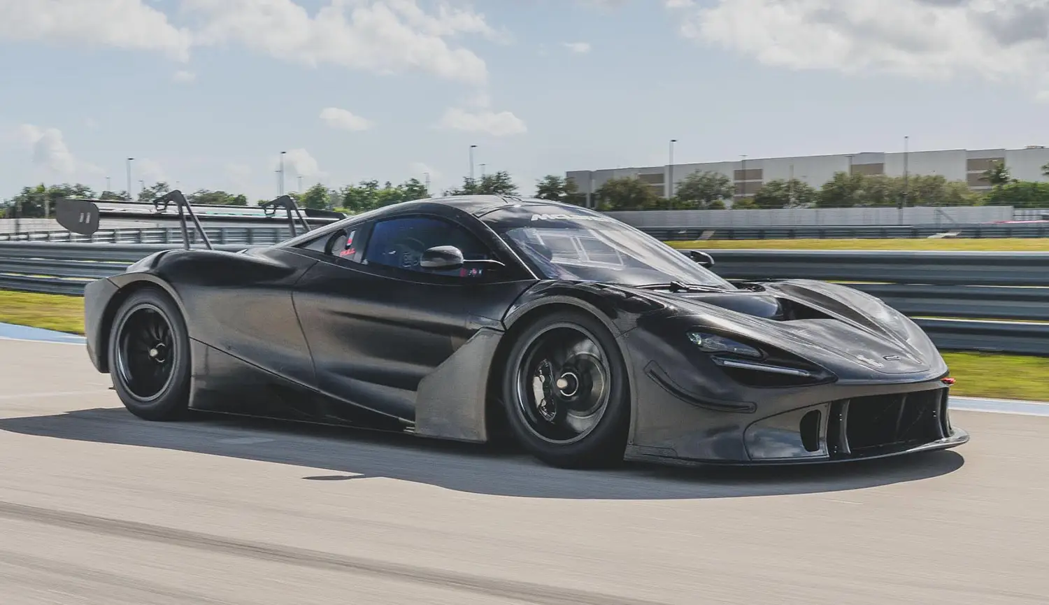 2022 McLaren 720S GT3X