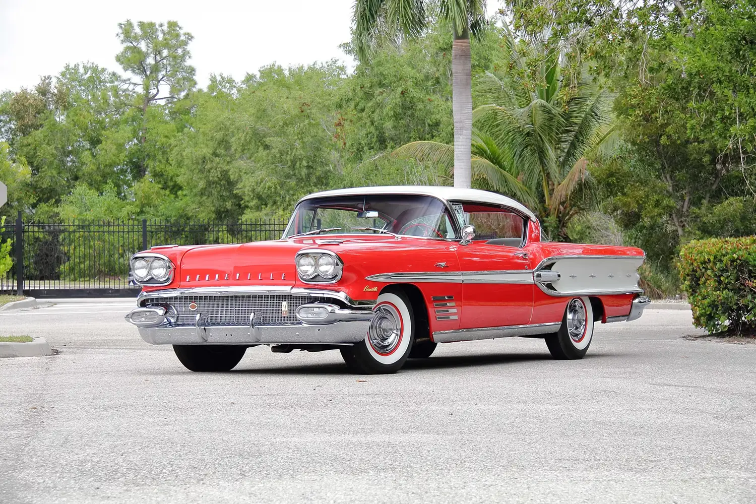 1958 Pontiac Bonneville Hardtop