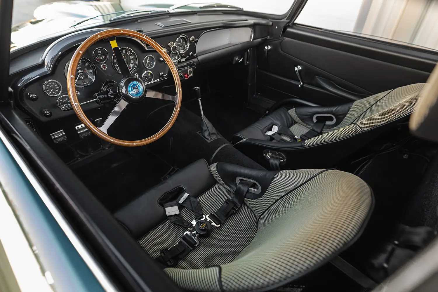 2017 Aston Martin DB4 GT Continuation Prototype 2017 Aston Martin DB4 GT Continuation Prototype