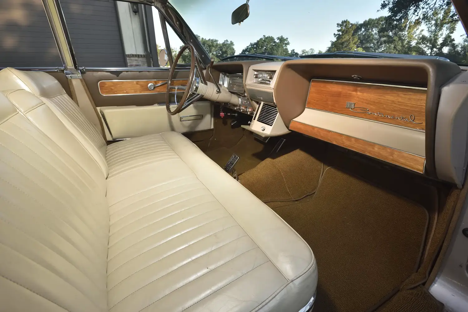 1961 Lincoln Continental Sedan 1961 Lincoln Continental Sedan