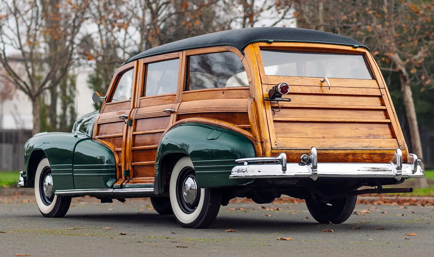 1947 Pontiac Streamliner Eight Station Wagon