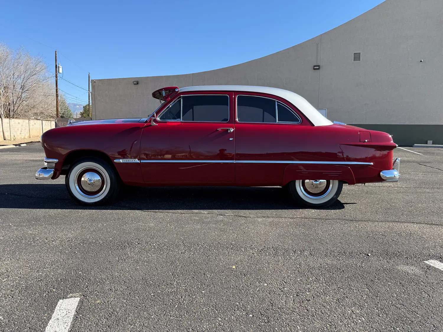 1950 Ford Custom Deluxe Tudor Sedan
