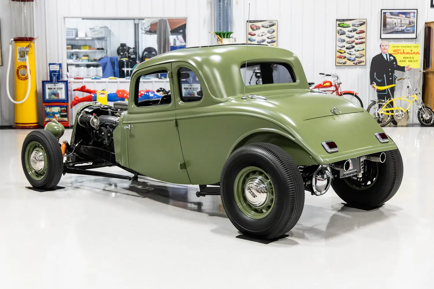 1934 Ford Five-Window Coupe 1934 Ford Five-Window Coupe