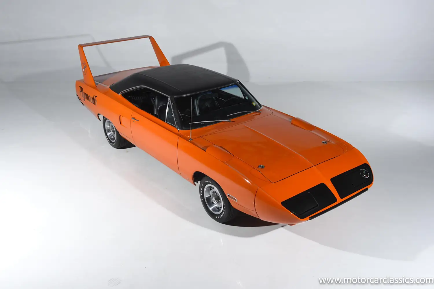 440 Six Barrel 1970 Plymouth Superbird 440 Six Barrel 1970 Plymouth Superbird